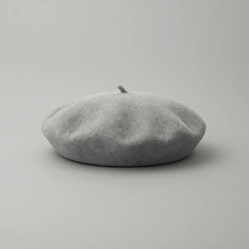 Classic grey wool beret – minimalist French hat style, versatile unisex accessory with soft felt texture