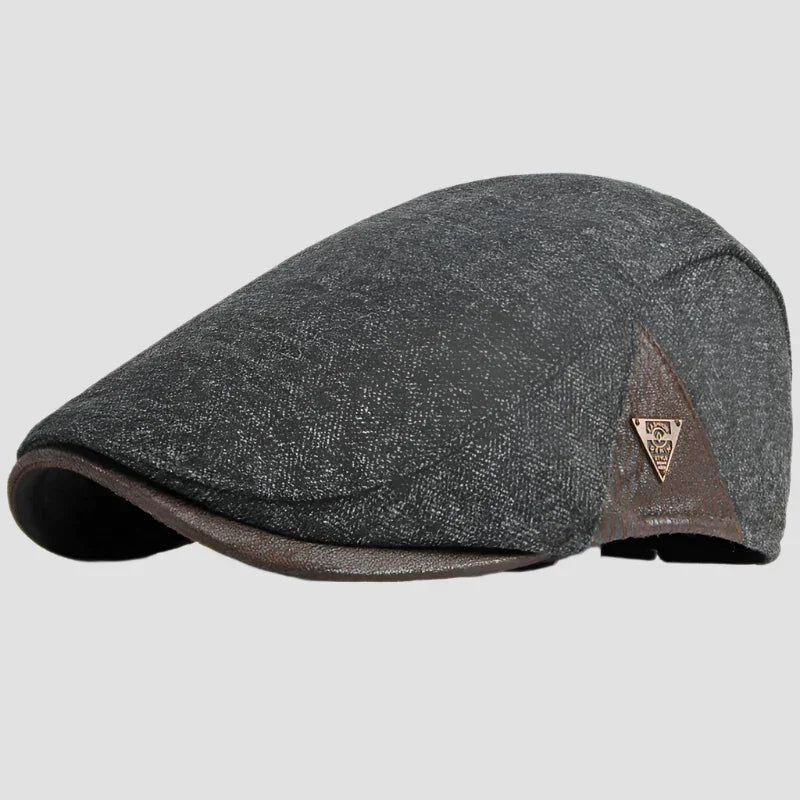 Gray tweed flat cap.