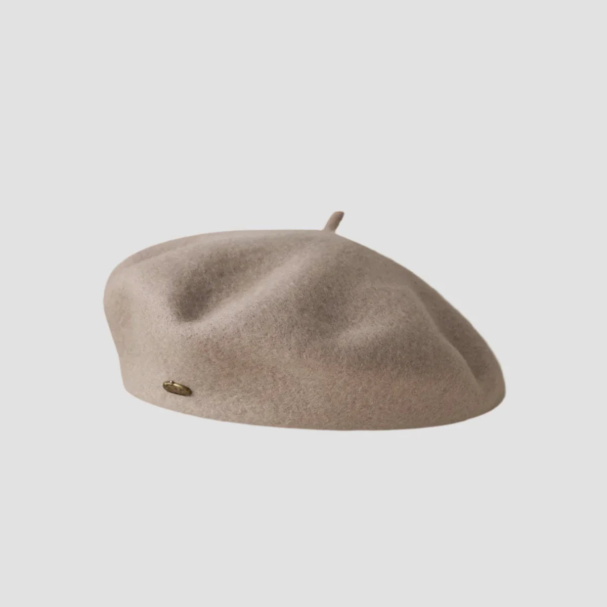 Beige wool beret.