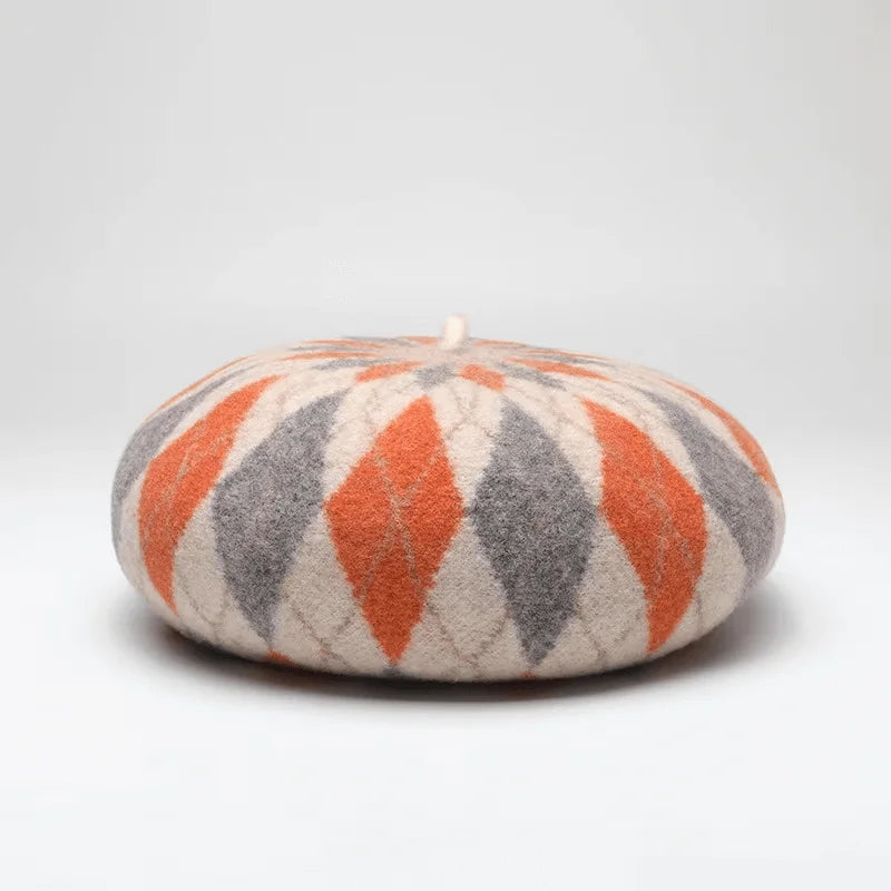 Patterned wool beret.
