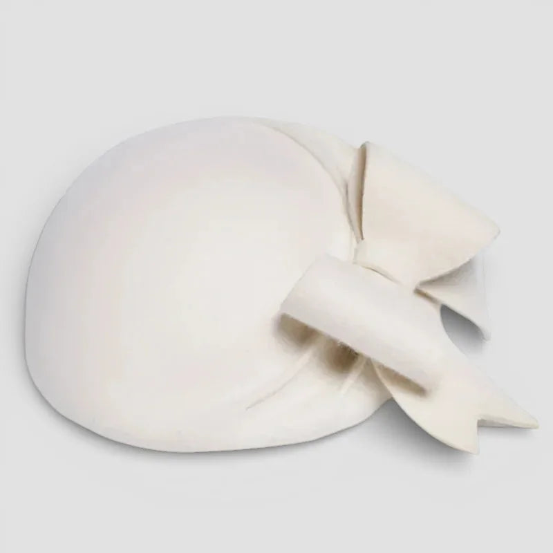 Cream-colored felt Beret with Bow and matching side bow