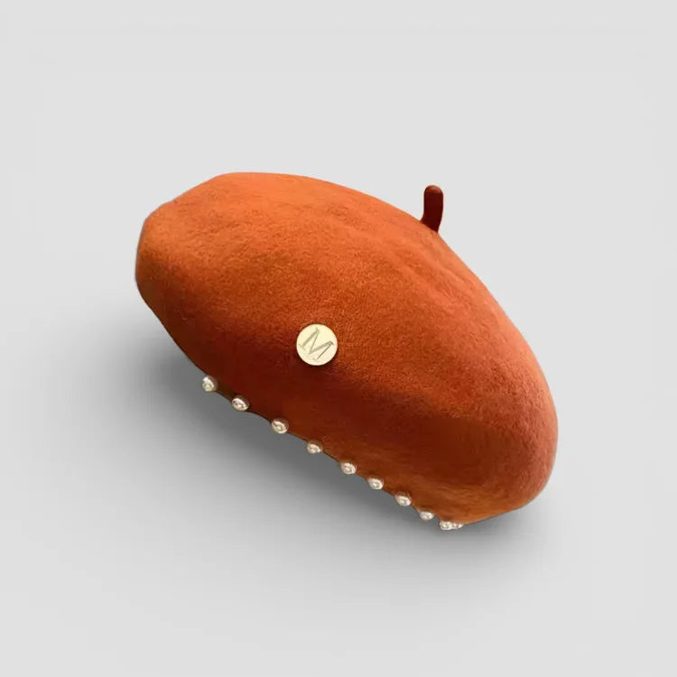 Rust-colored felt Beret with Pearls and gold emblem