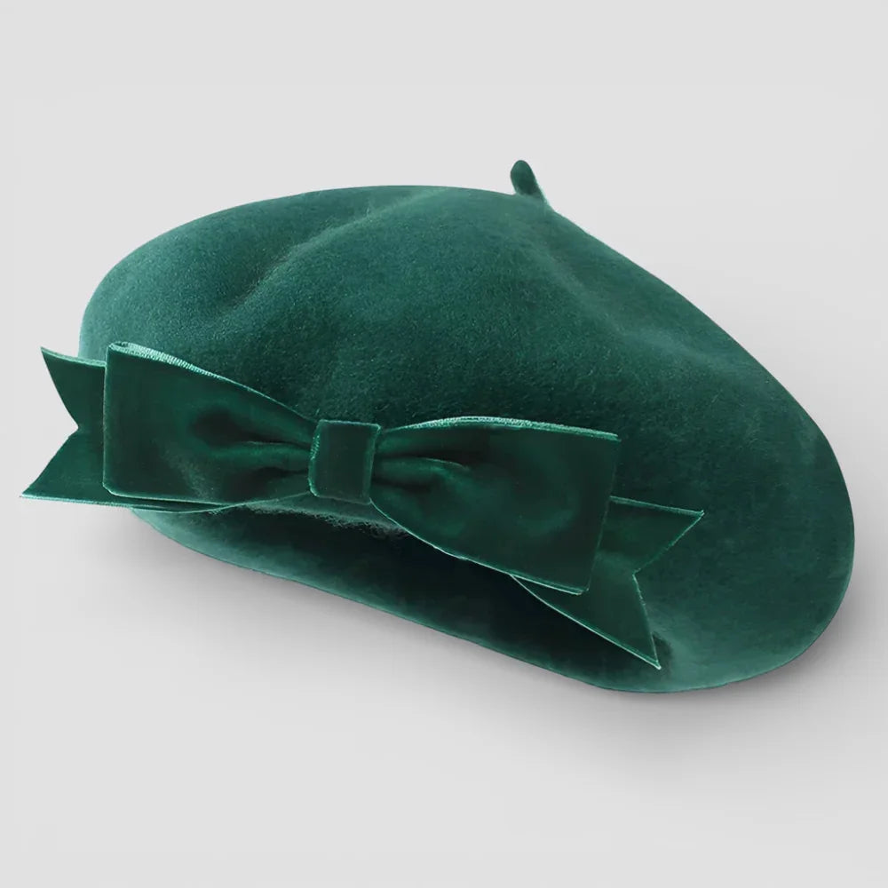 Emerald green velvet beret with matching satin bow, Green Wool Beret