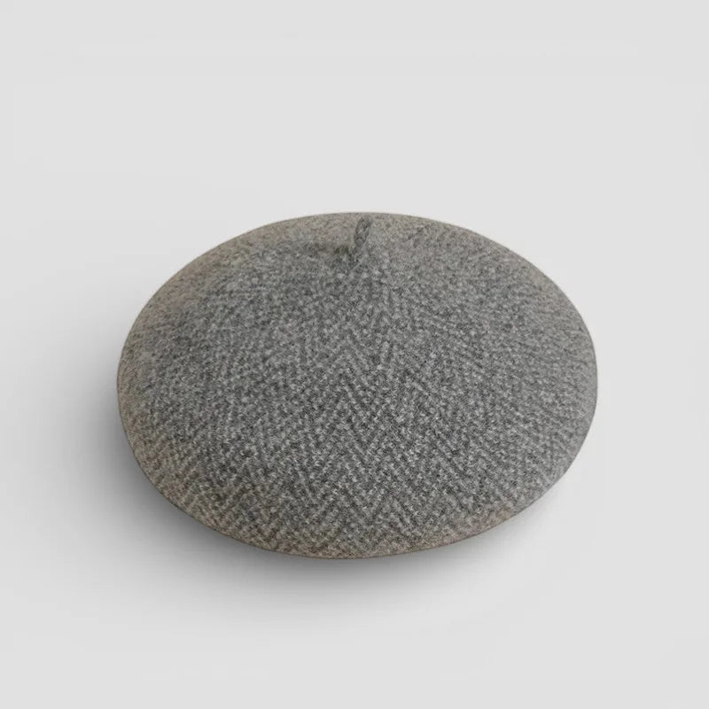 Grey French wool beret with round gray herringbone pattern