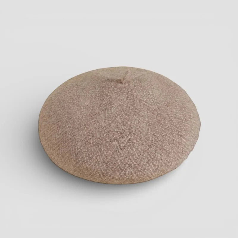 Light brown French wool beret in soft beige woven fabric