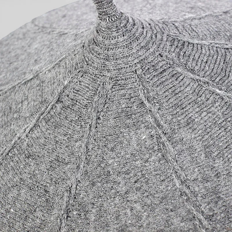 Gray ribbed knitted fabric of Original French Beret with visible yarn strands